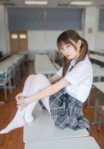 欧美婴儿手编毛衣图片_720视频大全