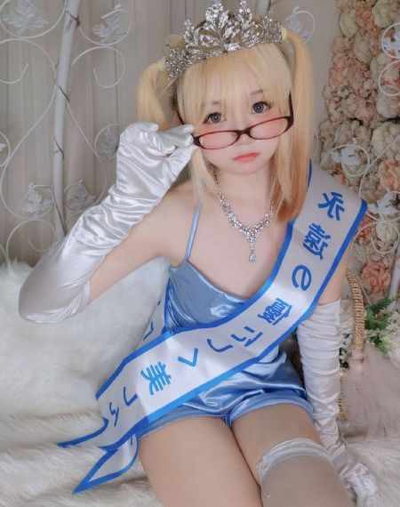 欧美风上衣女春_720完整在线观看