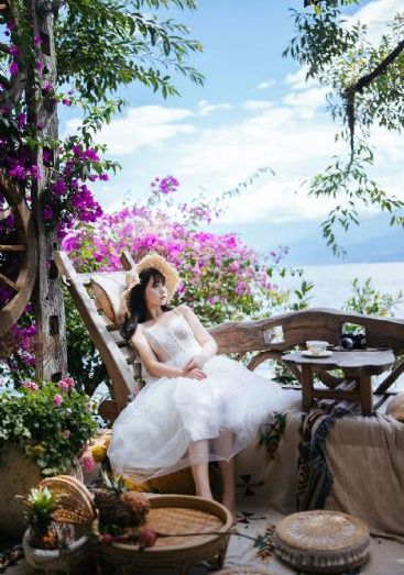 欧美美女韩国女神_日韩电影在线