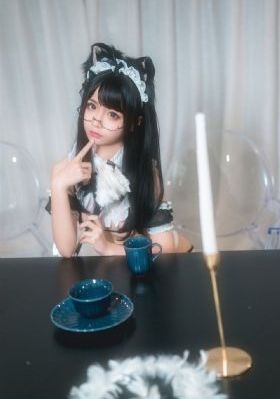 欧美比基尼女郎_4K超清免费观看