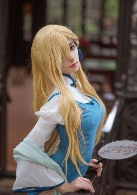 欧美头像高冷霸伤感女_4K动漫在线观看